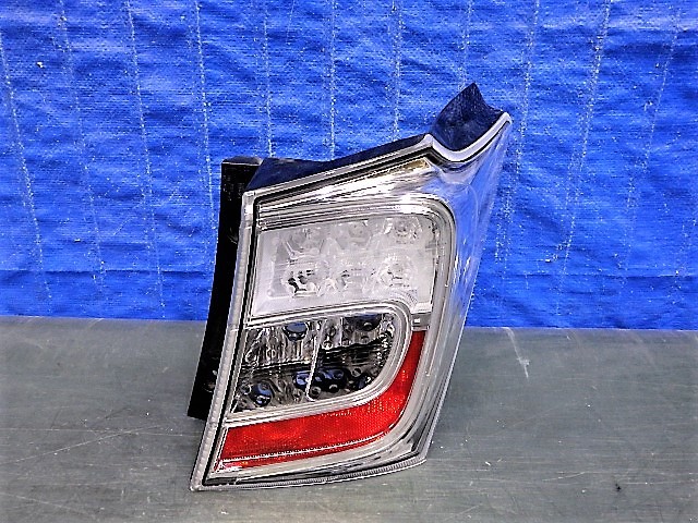 S982 フリード GB3 GB4 中期 右テール LED 美品拍卖