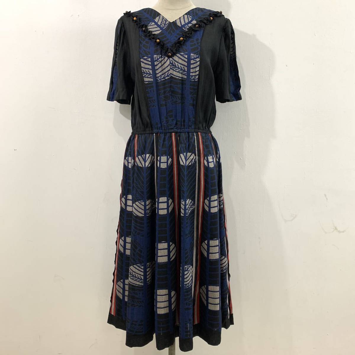 VINTAGE GALLIARNO TOKYO デザインワンピース ロングワンピース 総柄 フリル 半袖 ストライプ 日本製 Vネック 上質【送料一律/同梱可能】D拍卖