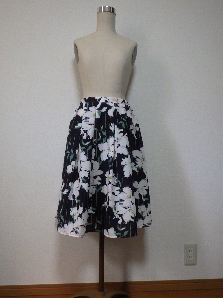 Discoat 膝丈 花柄 フレアー スカート 316拍卖