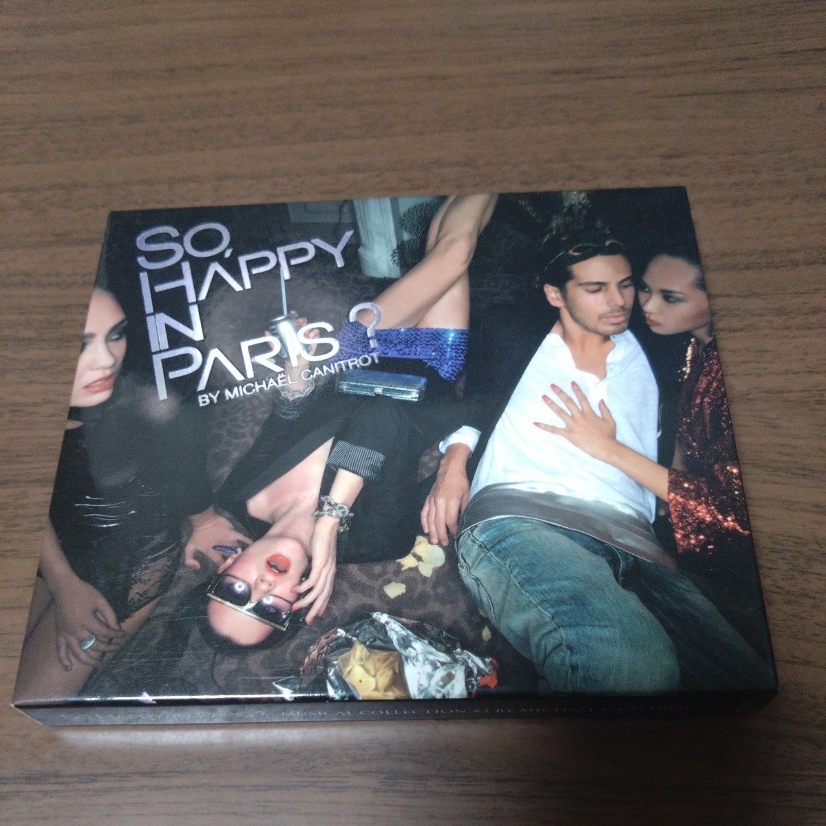 MICHAEL CANITROT / SO HAPPY IN PARIS拍卖