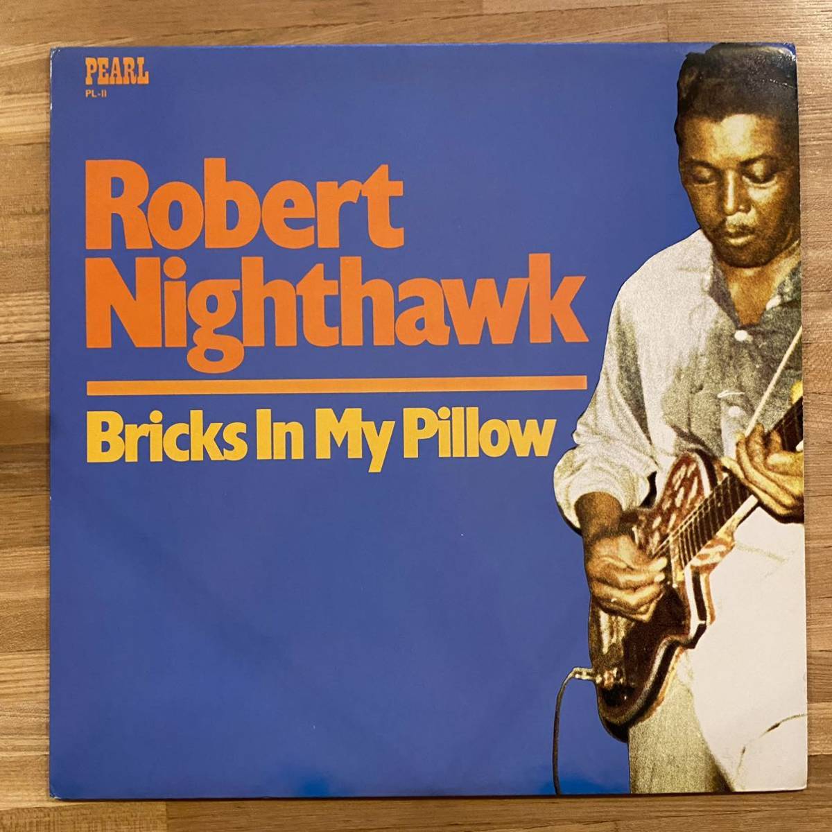レコード ☆★ 中古 ロバートナイトホーク Robert Nighthawk Bricks in my pillow ※他1枚での出品のレコードとのみ4枚まで同梱可拍卖