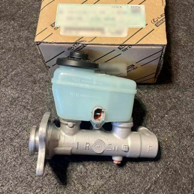 【超希少・未使用】トヨタ 純正品 ランクル80 ブレーキマスタ シリンダSUB-ASSY FZJ80,HDJ81,HZJ81 1992/08- 1994/04 ブレーキマスタ ー 拍卖