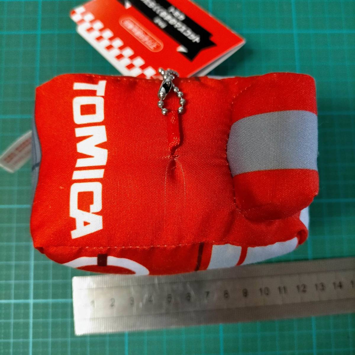プライズ トミカ はたらくくるまの マスコット 消防車 ぬいぐるみ キーホルダー TOMICA fire truck stuffed toy car key ring chain mascot拍卖