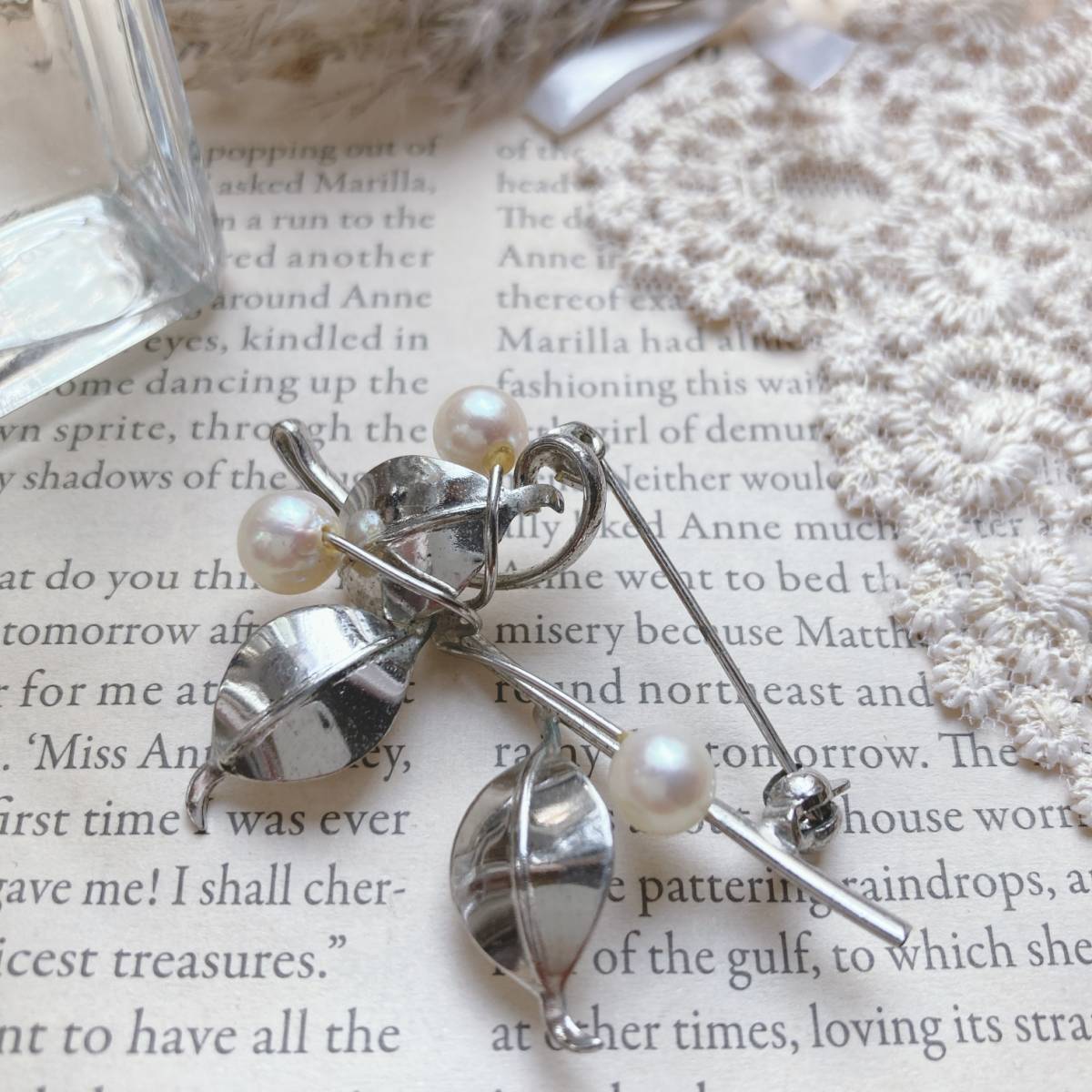 SALE!ヴィンテージブローチ シルバーカラー パール リーフ 小枝☆vintage jewelry accessories 0854拍卖