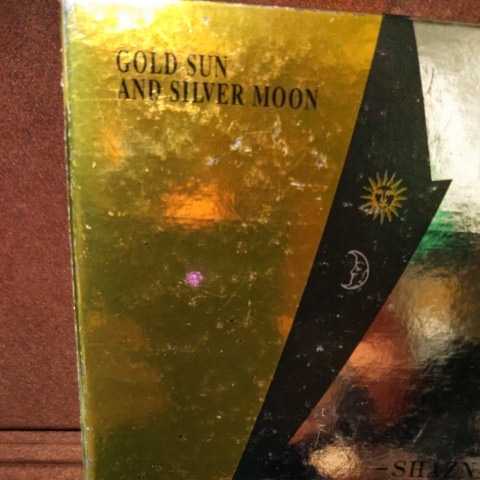 ■S4■ SHAZNA の2枚組アルバム「GOLD SUN AND SILVER MOON」紙箱、ミニCD あり。拍卖