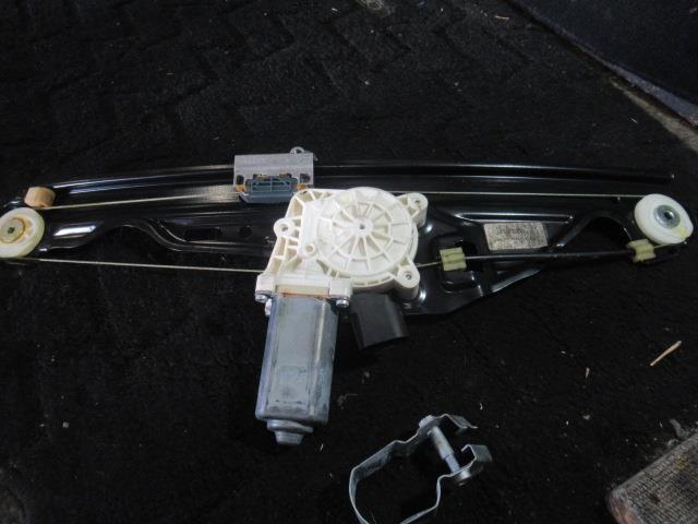 BMW 5シリーズ ABA-PU30 右Rドアレギュレータ・モーター 530Iツーリング N52B30A 6FT 475拍卖