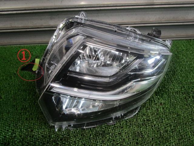 タント 6BA-LA650S 左ヘッドランプ 81170-B2770 コイト 100-69075 /38954拍卖