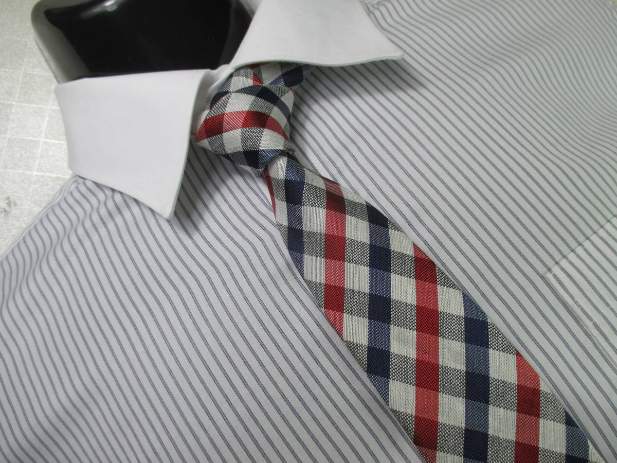◇ネクタイ◇中古品◇ザ クラス THE CLASS ◇チェック柄・多色系◇第28弾ブランドがいっぱい◇28-263◇拍卖