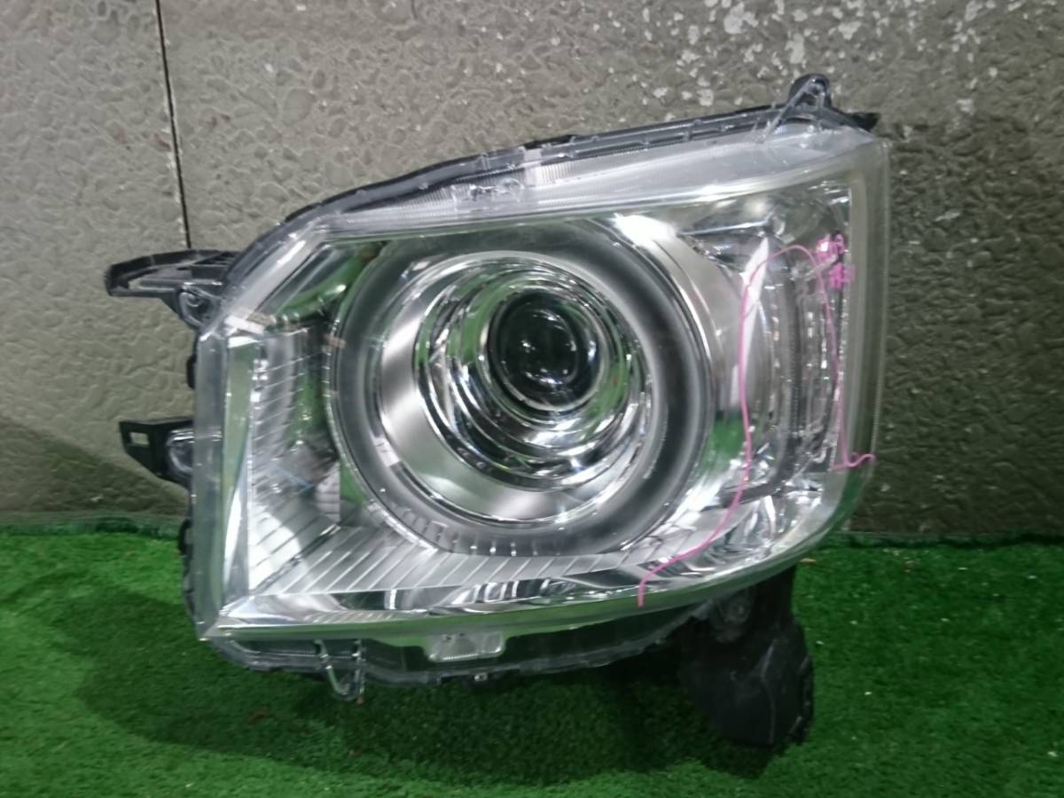 JF3 NBOX 左ヘッドライト スタンレーW3105 (36073)拍卖