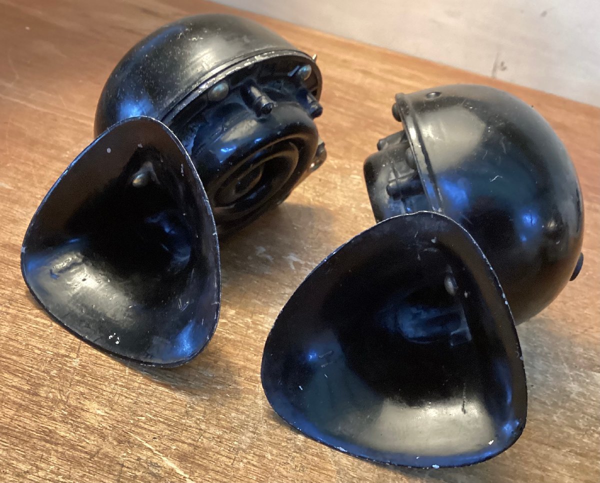 CC-9077■送料無料■カタツムリ ホーン クラクション MIYAMOTO HORN 旧車 車 自動車 部品 SS 1270g●ジャンク扱い 2個●まとめて/くGOら拍卖