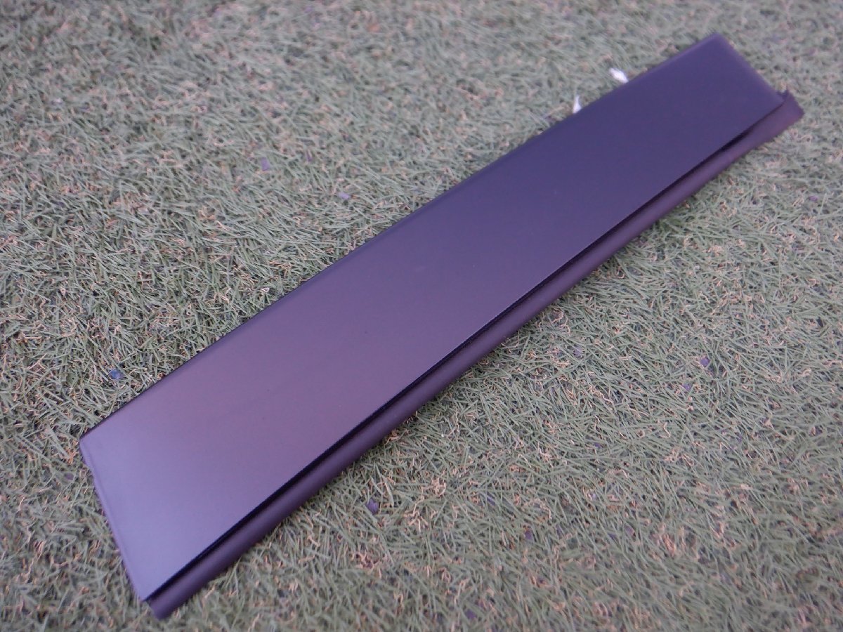 新車外し トヨタ純正 フロント ドアウィンドウモール ピラー 75761-12090 75761 150 右側 ZWE219H MZEA12H ZWE213H 210 カローラスポーツ拍卖