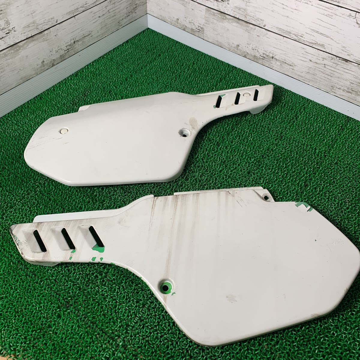 Kawasaki KDX200 サイドカバー拍卖