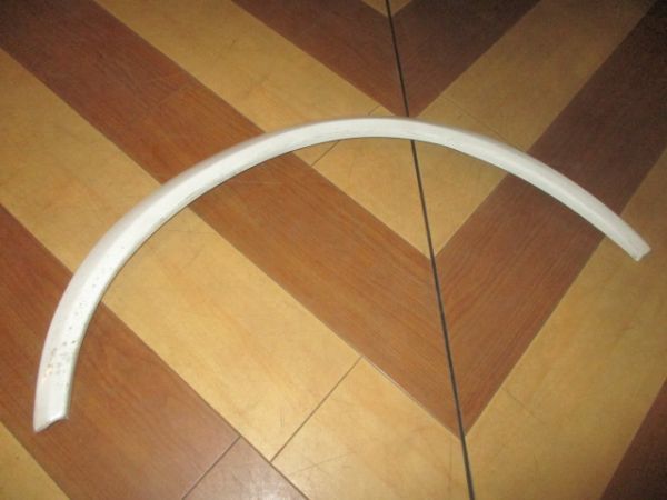 ■BMW E28 M535i オーバーフェンダー フロント左 中古 1925981 474751 部品取あり ホイールアーチ リアフェンダー Mテクニック ■拍卖