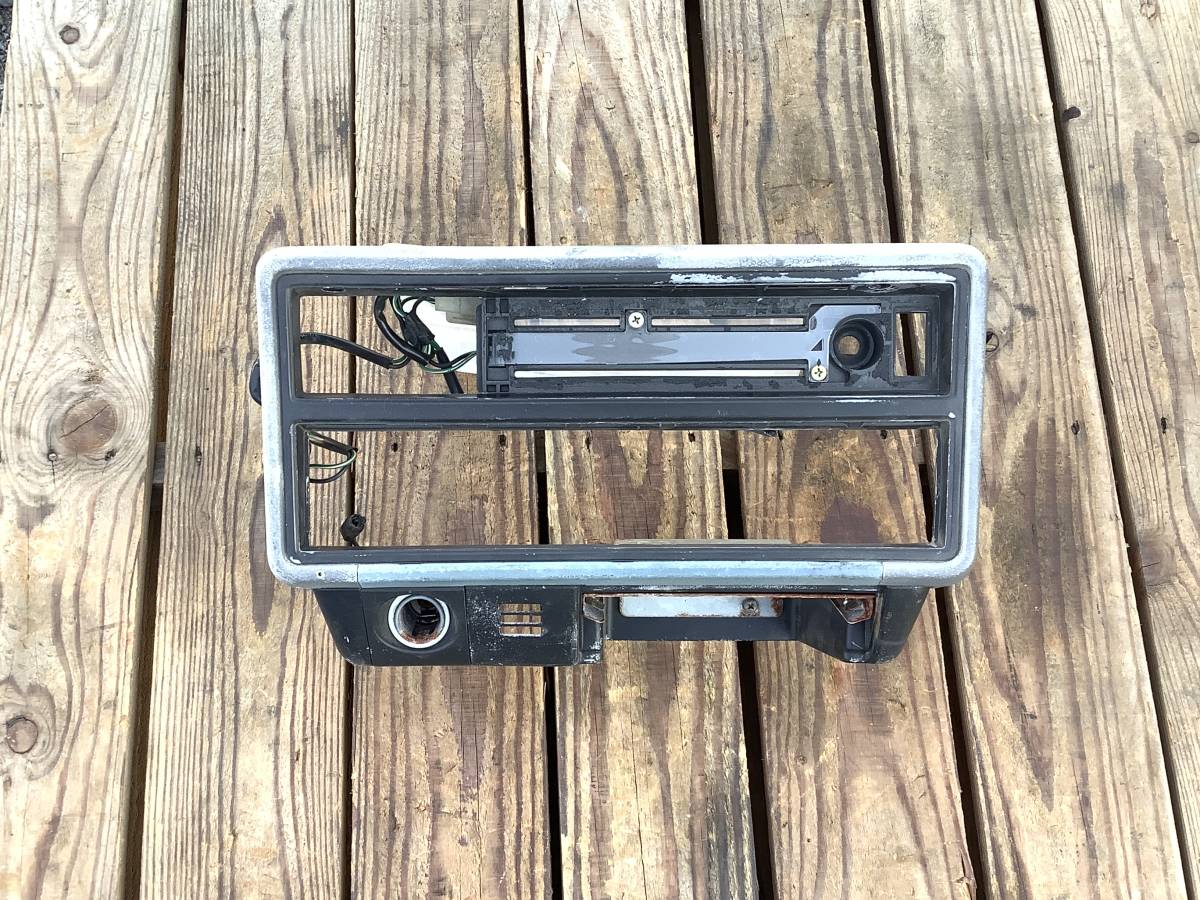 DR30 スカイライン 前期 RS 2ドア センターパネル R30 ジャンク拍卖