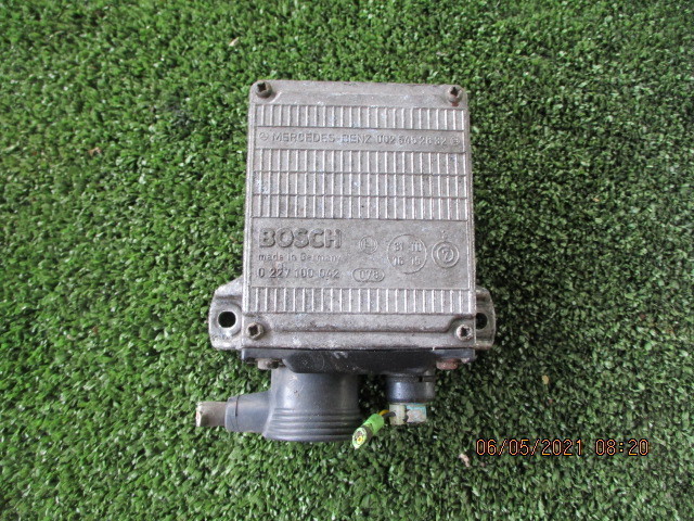 ★☆R107 ベンツ 500SL ④ BOSCH イグニッションコントロールリレー 0 227 100 042☆★拍卖