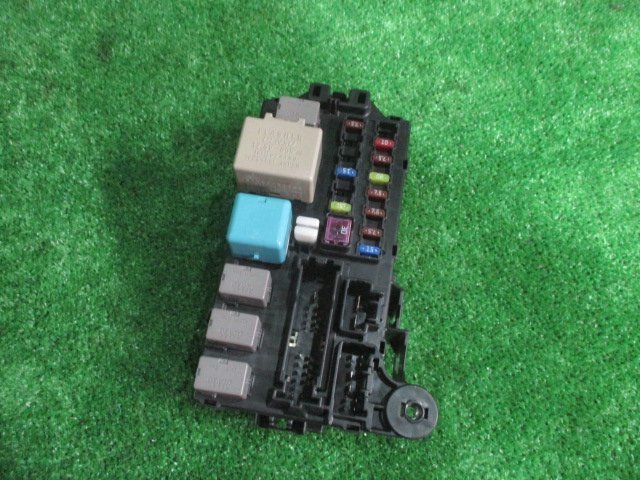 【A56062】◇bB QNC21 ヒューズボックス 85980-B1010拍卖