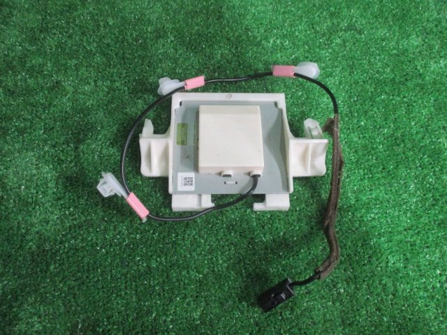 【A56260】◇ エスティマ ACR50W GPSアンテナ 86990-28040拍卖