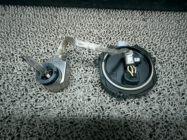 ☆H25年 ラパン ショコラ HE22S HID ライトコントロールユニット バラスト&バーナー 35261-66K11拍卖