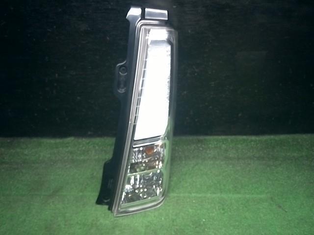 ☆ワゴンR 右テールランプ スティングレーX MH34S LED クリアレンズ トーカイデンソー 35603-72M1 35650-72M10拍卖