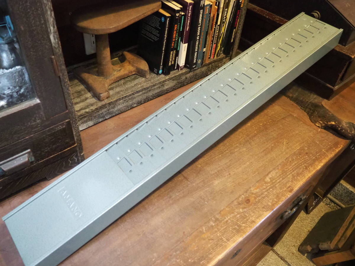 【25連タイムカードホルダー】デッドストック未使用品スチールラック事務用アイアン引出し書棚収納ケース文具古道具インテリア骨董デスク机拍卖