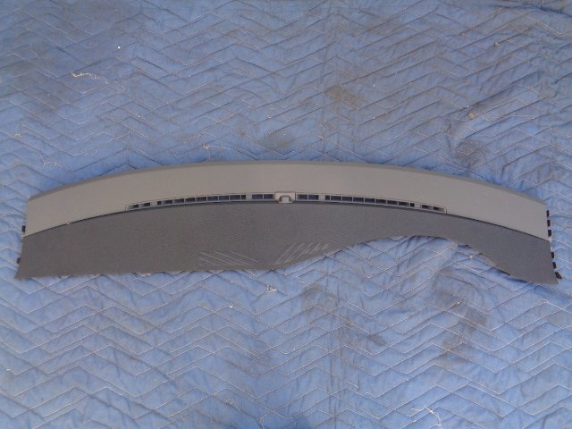 アウディ Q7 SLine 4LBHKS 純正 ダッシュボード スピーカーカバー拍卖