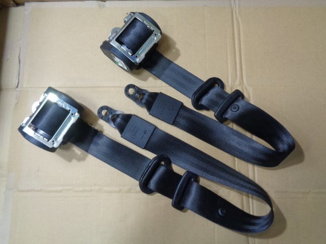 【送料無料】アウディ Q7 SLine 4LBHKS 純正 シートベルト リア 左右セット拍卖