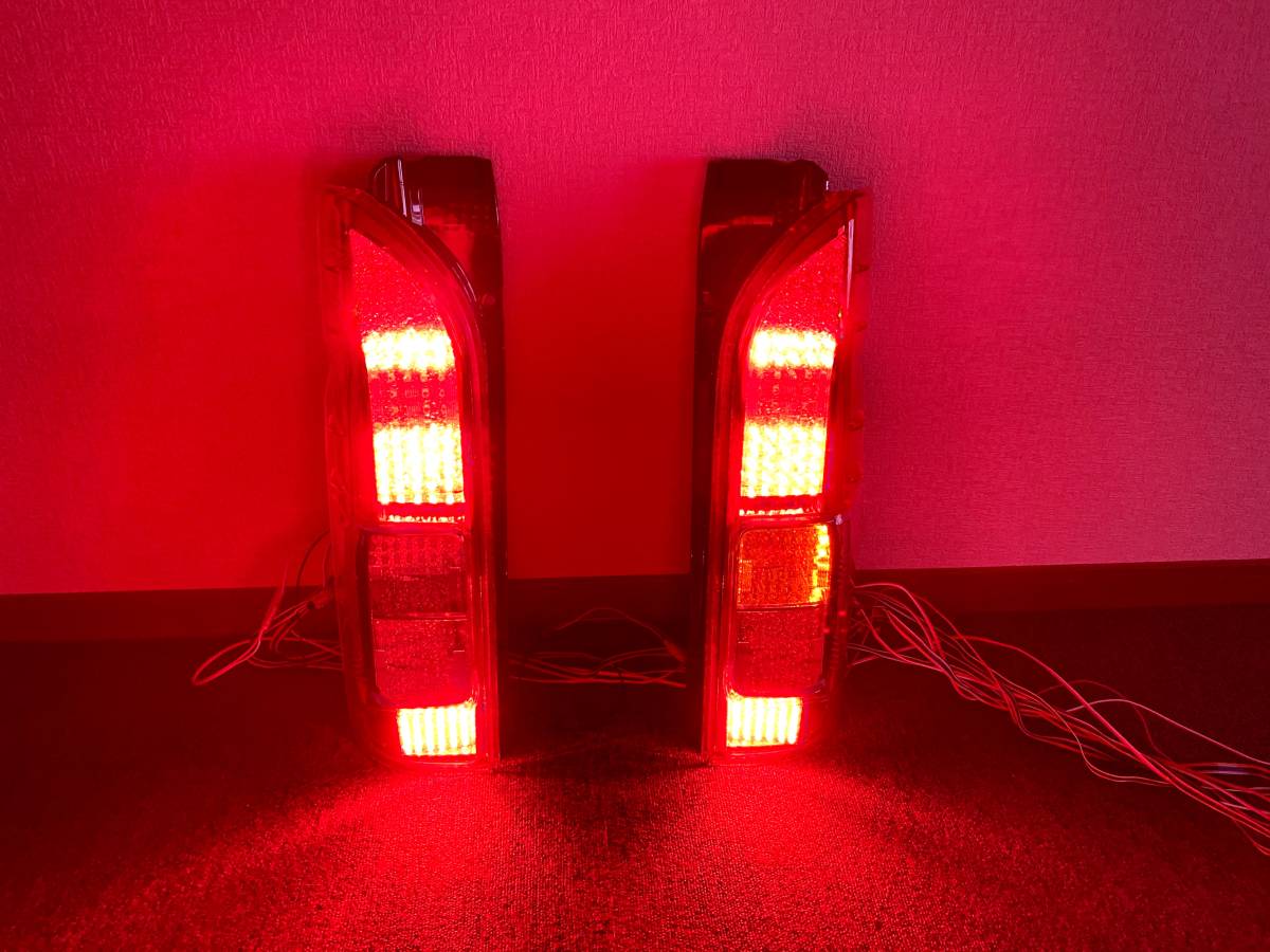200系 ハイエース☆流星テールランプLEDユニット☆超爆光182発!拍卖