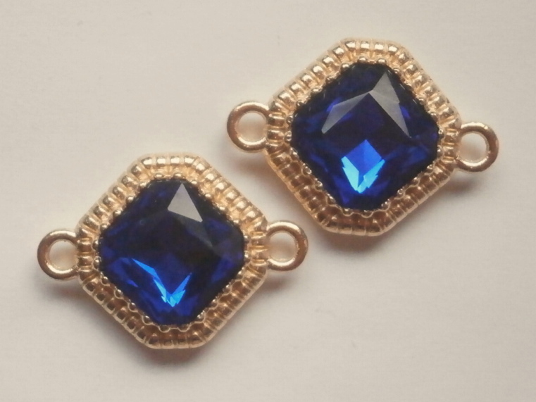 メタル★ガラスストーン付き★パーツ★22×18★コバルト拍卖