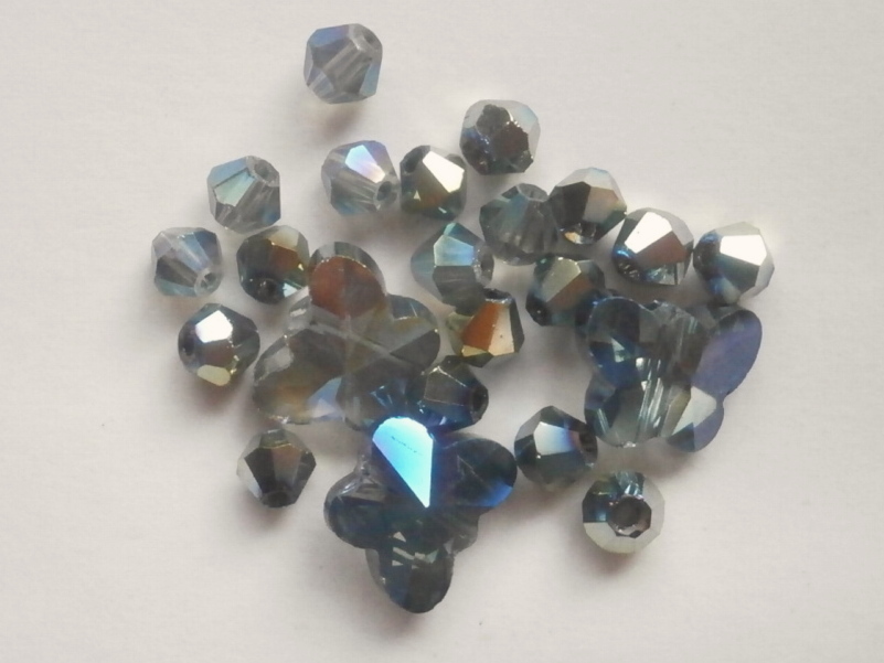 ガラスビーズ★蝶々★タイプ D★モスグリーン系★2拍卖