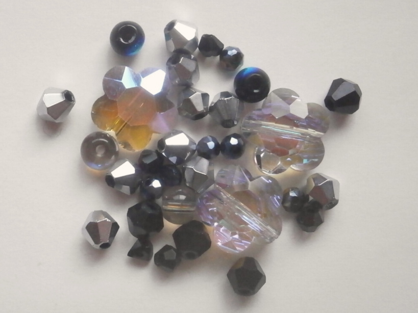 ガラスビーズ★花★タイプ A★ブラック系★①拍卖