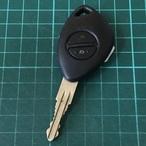 SB3115送185円 希少 スバル 純正 リモコン キーレス プレオ ヴィヴィオ サンバー等 2B 2ボタン 黒 ブラック 青 ブルー拍卖