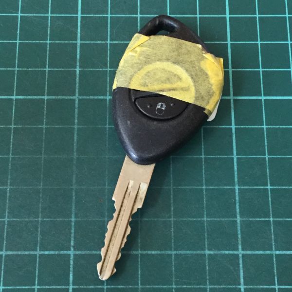 SB3242送185円 希少 スバル 純正 リモコン キーレス プレオ ヴィヴィオ サンバー等 2B 2ボタン 黒 ブラック 青 ブルー拍卖