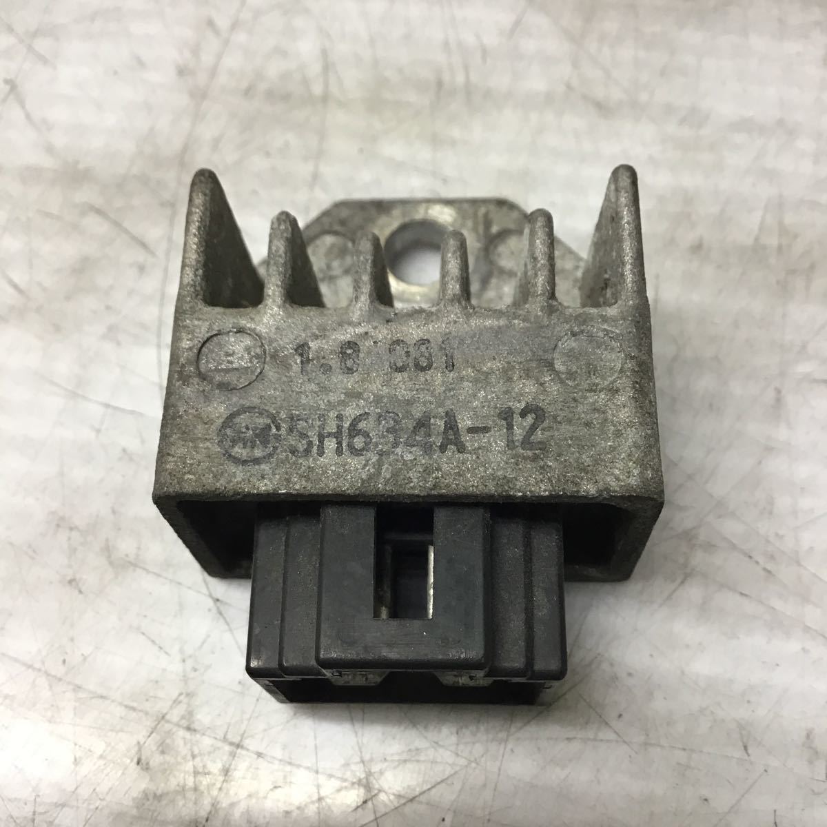 E28-42 ホンダ ライブディオ AF34 レギュレーター 純正部品 動作確認済み拍卖