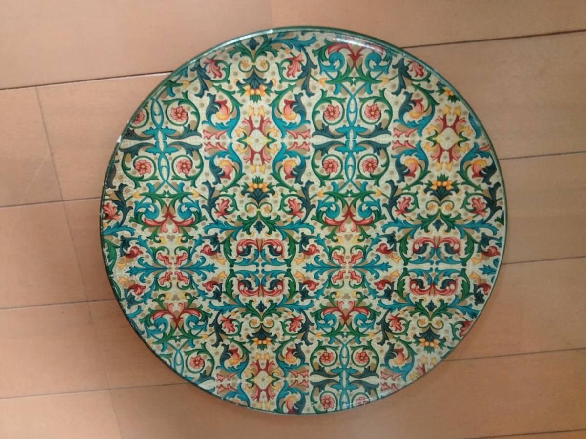 お盆 トレー  直径約27cm 柄 直接取引歓迎 愛知県岡崎市から拍卖