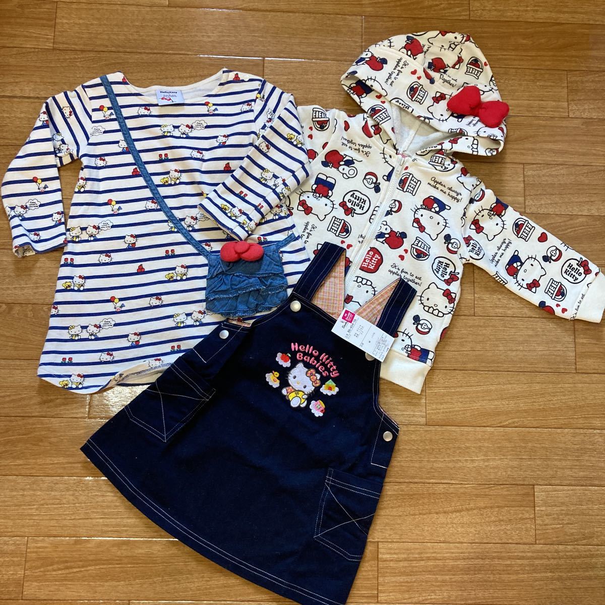 女の子☆キティちゃん3点セット☆90サイズ☆未使用1中古2☆AA拍卖