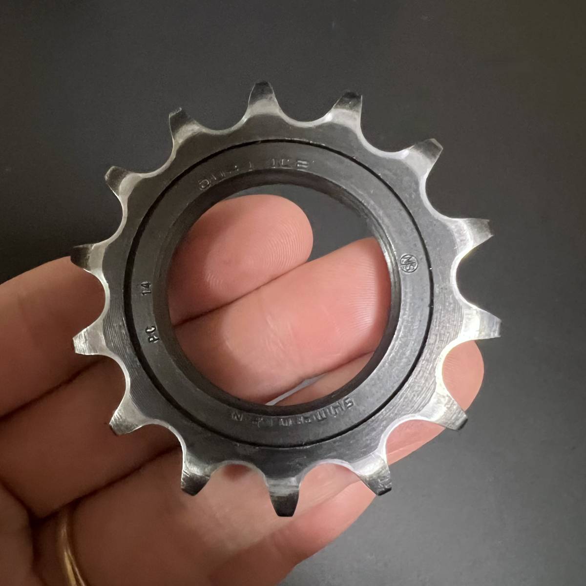デュラエース Dura-Ace ピスト コグ 小ギア 14T NJS SHIMANO シマノ 厚歯 競輪 ゼ拍卖