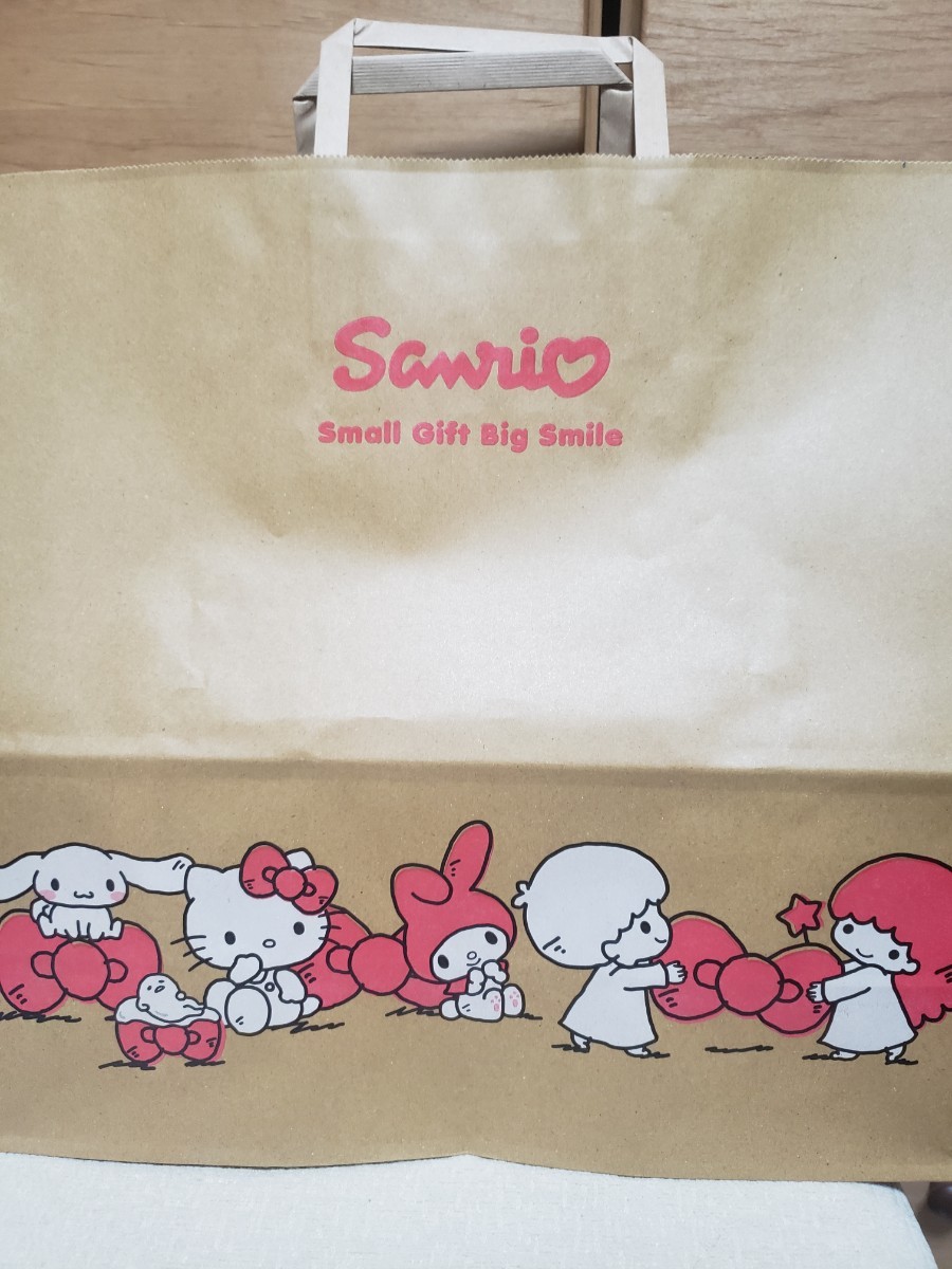 即決! サンリオ シナモン キキララ マイメロ キティ ぐでたま 紙袋 ショッパー 五枚 セット拍卖