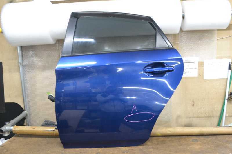 プリウス S 前期(ZVW30) 純正 破損無 取付OK 左 リア ドアパネル ドアバイザー付 8T5 / 67004-47080 k069971拍卖