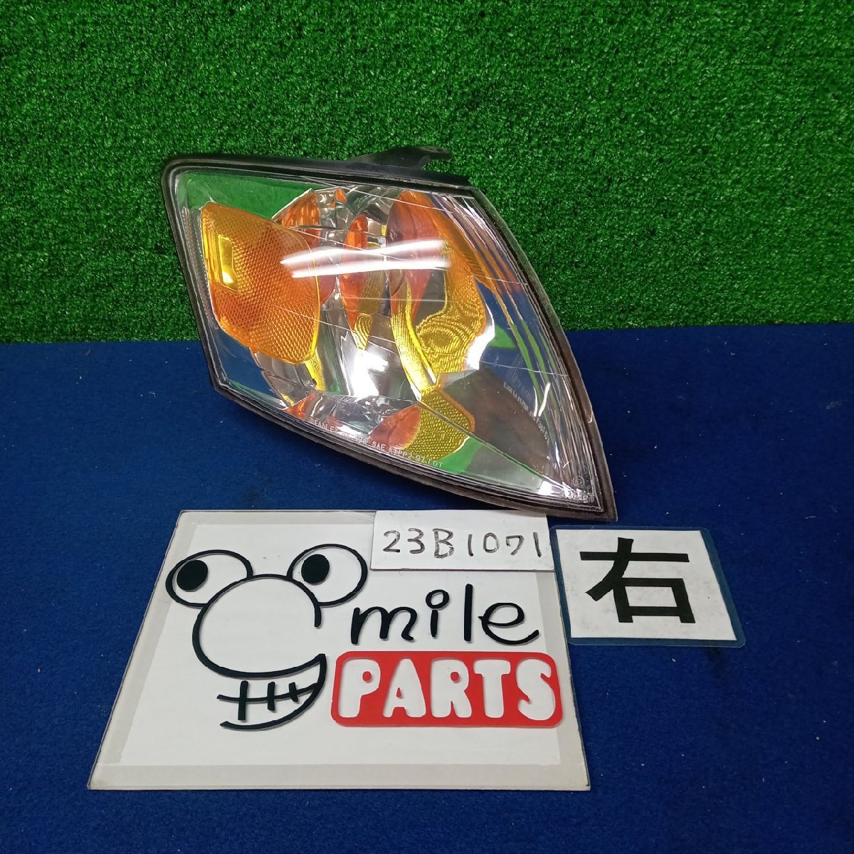 LWEW MPV 純正 右クリアランスランプ 1A6-2-4/23B1071*同梱不可拍卖