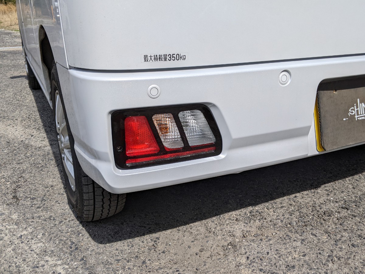 ダイハツS700S710アトレーハイゼット全グレードブラックスモークテールレンズカバー 日本製 新品未使用 SHINKE製拍卖