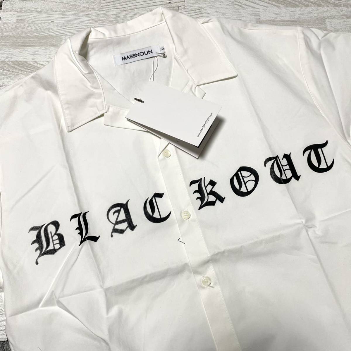 未使用 MASSNOUN マスノウン プリント 半袖シャツ ボタンダウン 韓国 sizeS ホワイト拍卖