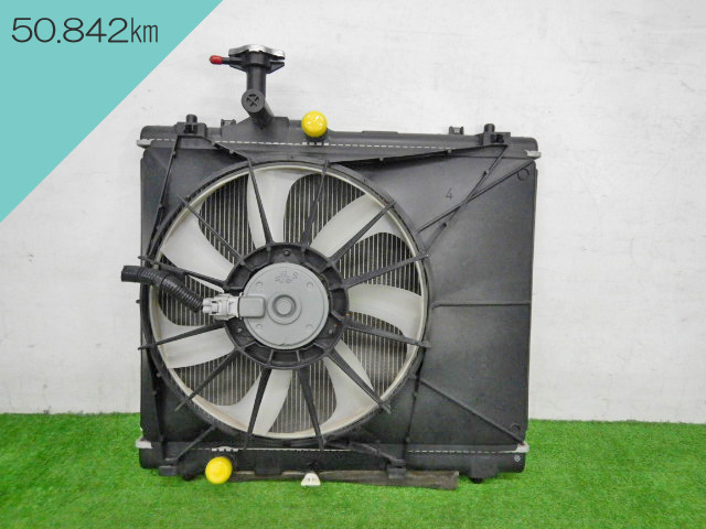 8▼C】 スイフト ZC72S / ラジエター ファン付 17700-61P00 222000-6791 168000-8310 / 走行距離:50.842㎞ / スズキ SWIFT K12B【861071】拍卖