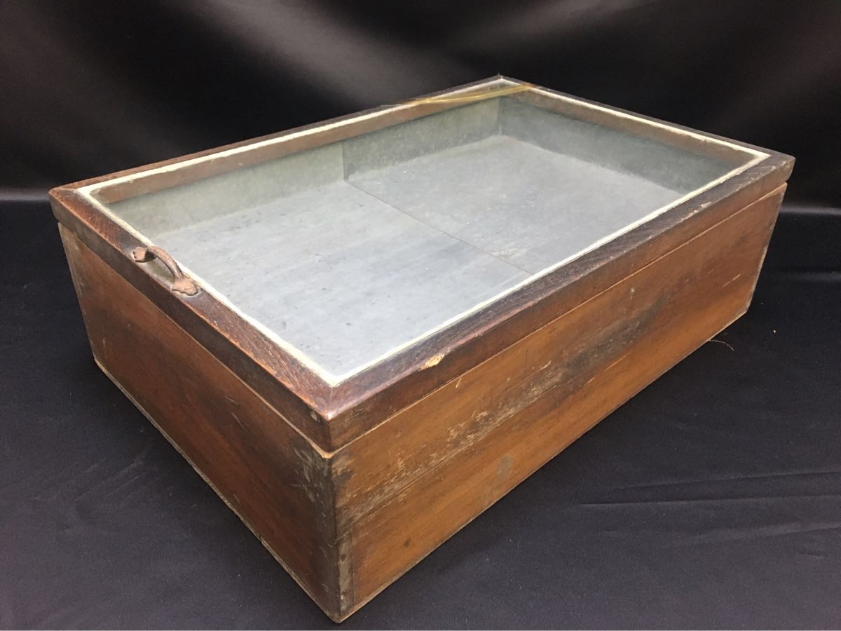 【大正レトロ】 駄菓子屋 ガラスショーケース 高さ:約17㎝ 木枠 木製 陳列ケース 箱 アンティーク 骨董 古物 昭和レトロ拍卖