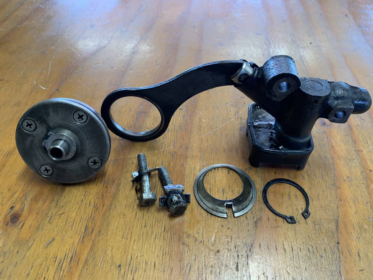 ホンダベンリイ CB135 CB125 希少 純正品 CB125 オイルポンプアッセンブリー 検索:CL135 CL125 CD125 CB93拍卖