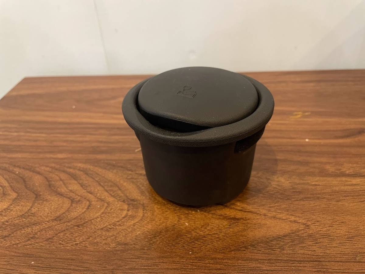 ◆ ドリンクホルダー用 アッシュトレイ Ford 2M51-5404788-A 中古品 匿名配送!! ◆拍卖