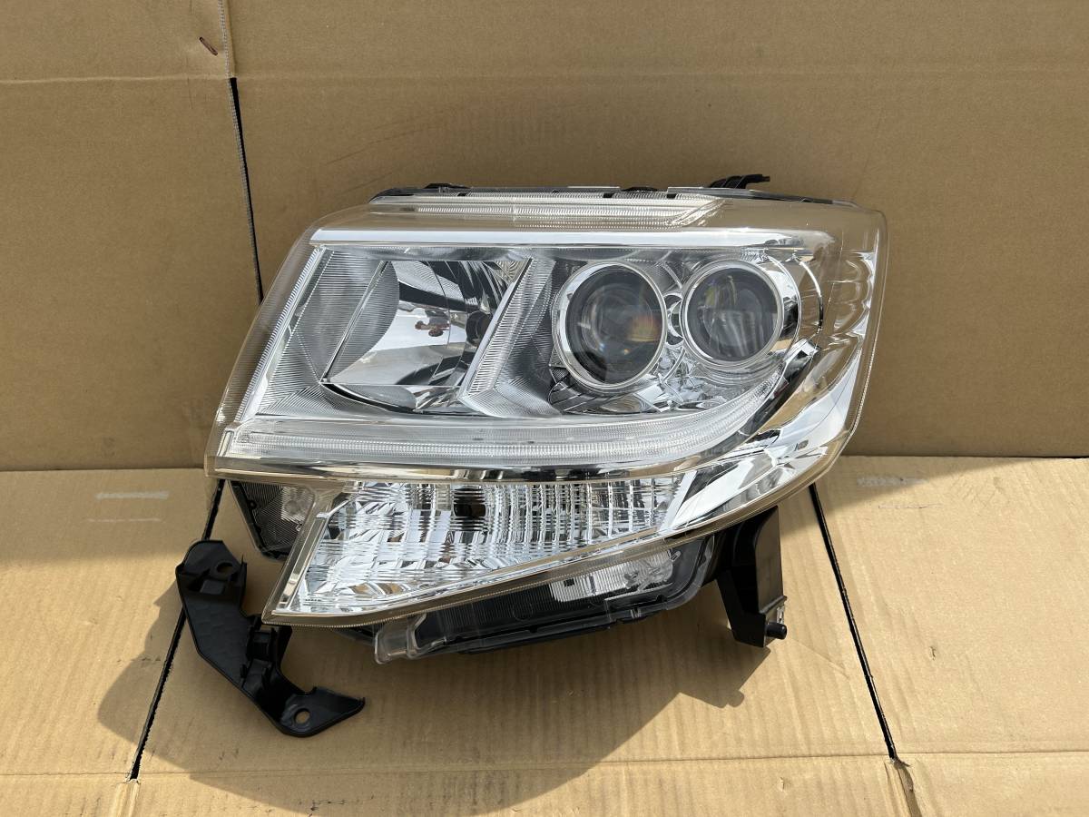 タントカスタム LA600S ヘッドライト KOITO 100-51392 LED拍卖