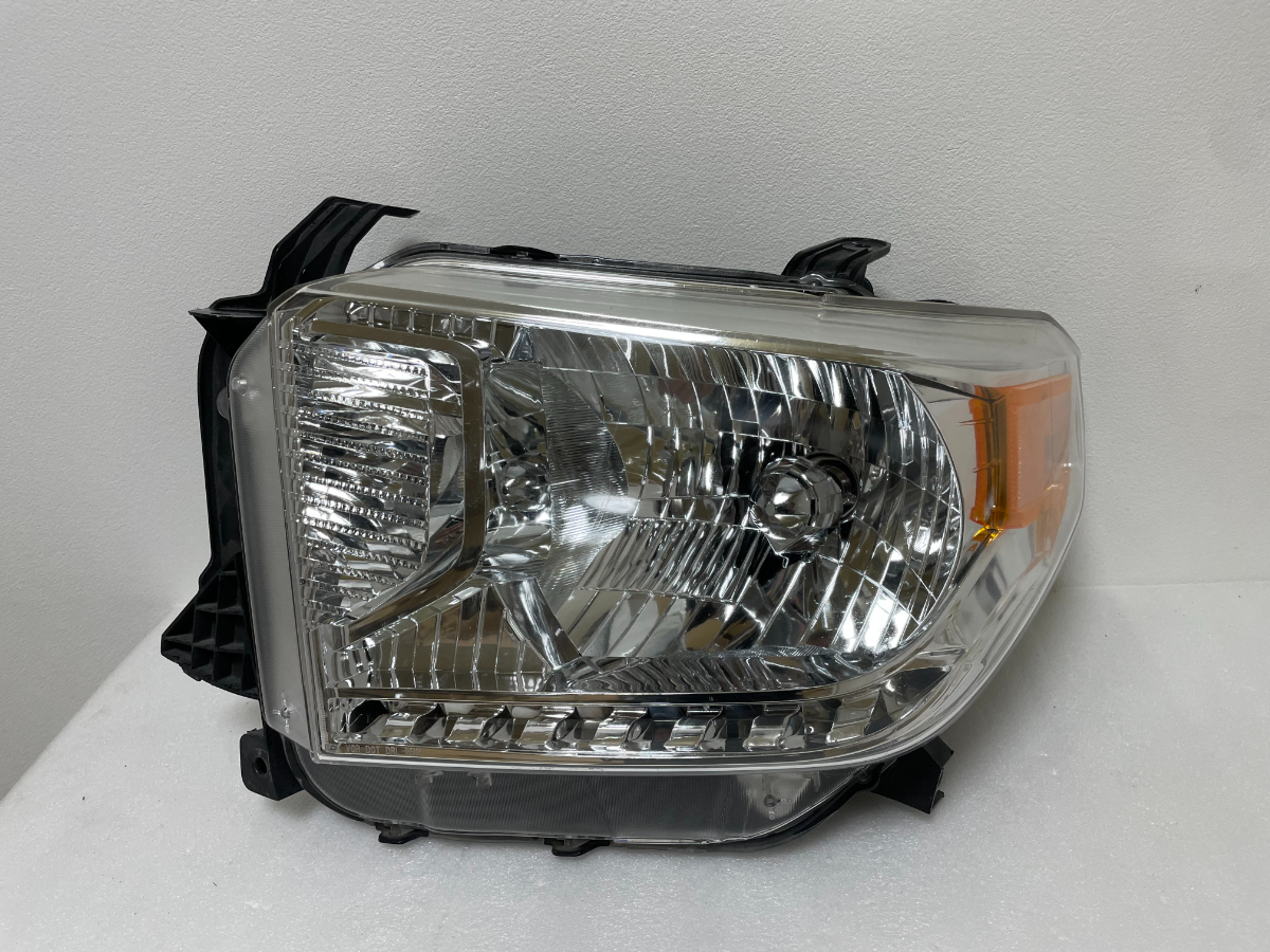 ☆ タンドラ 2014~ US 純正 ヘッドライト 左 ☆3301拍卖