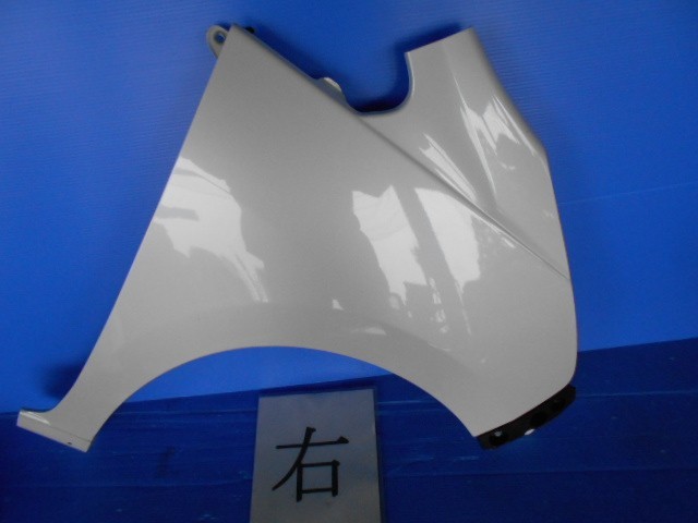 903055 ダイハツ ムーヴ LA100S フェンダーパネル右拍卖