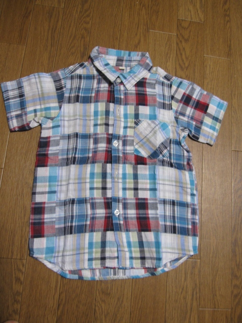 【送料無料】半袖シャツ 緑系チェック柄シャツ 120 USED美品拍卖