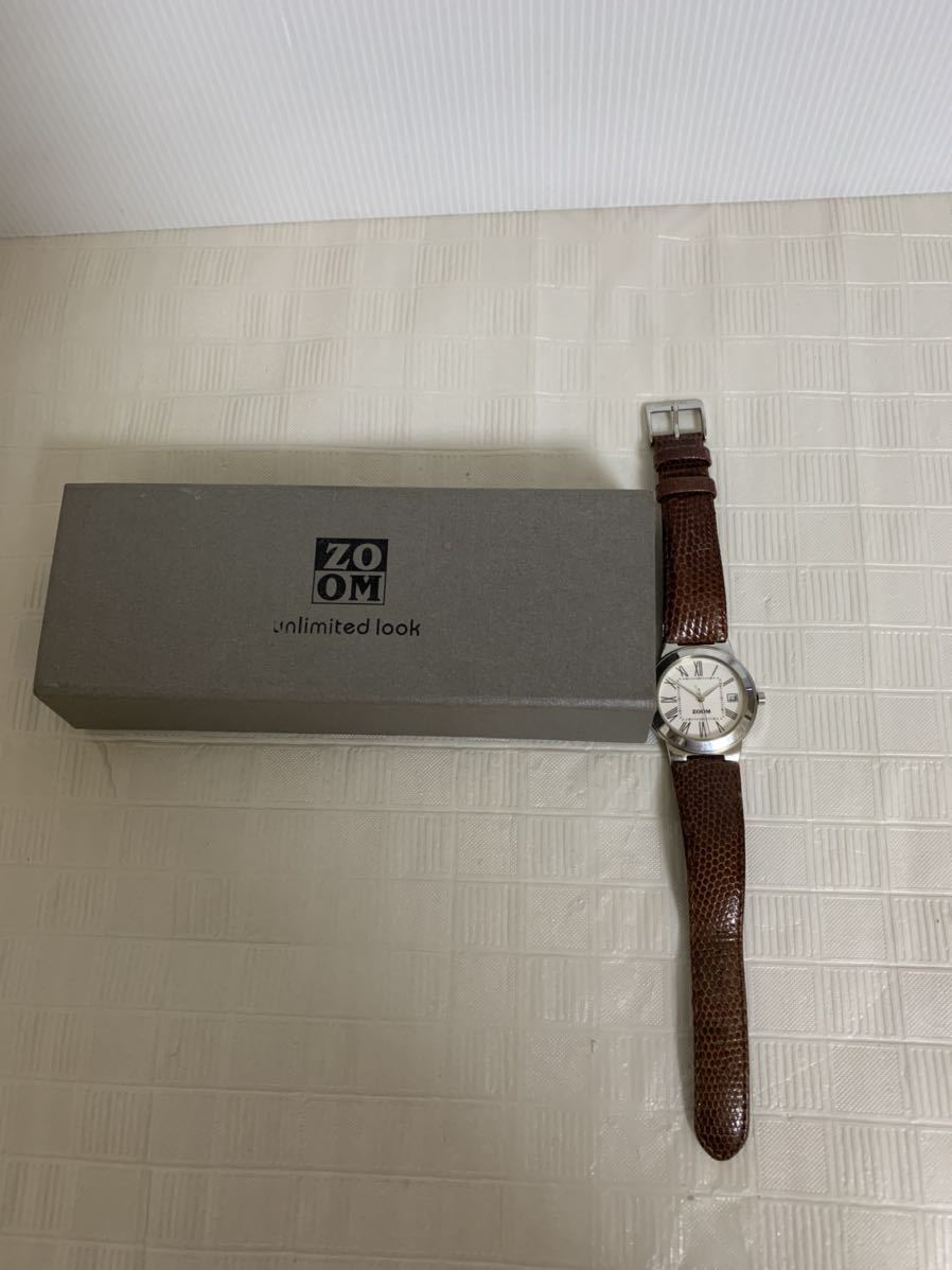 部品取り用/ZOOM Unlimited look WATCH/ズーム腕時計/現在動作不動/ウォッチUSED/ベルト使用感不良/ジャンク/小傷黴等経年拍卖